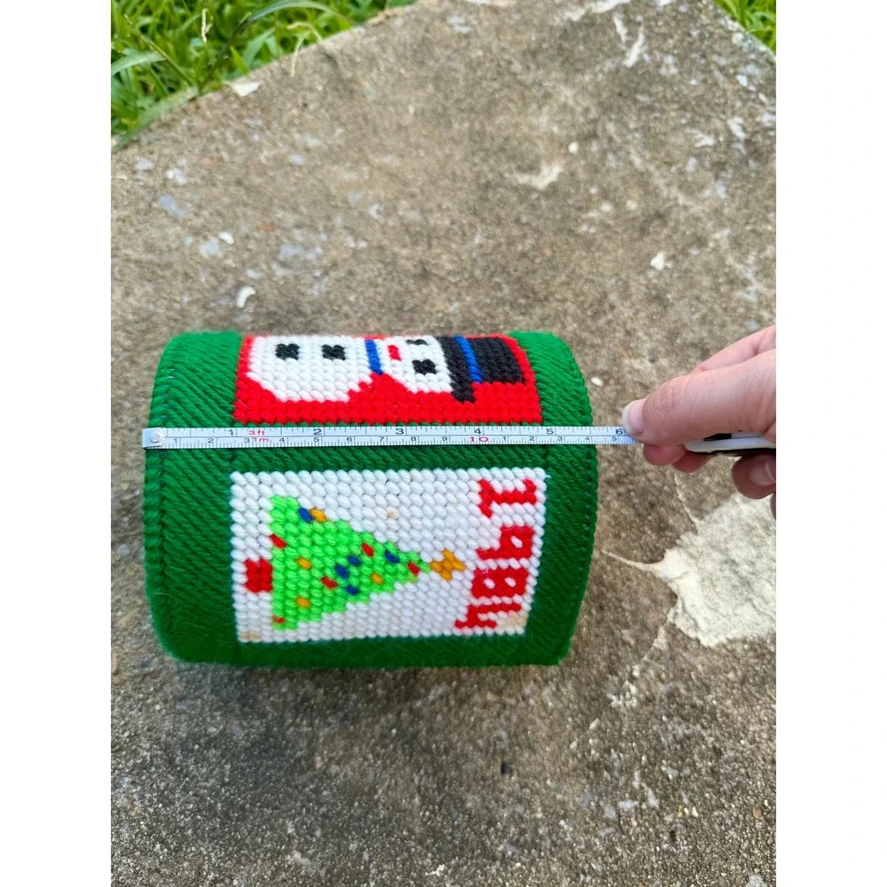 Vintage 1984 Christmas Plastic Canvas Basket Snowman Tree Nutcracker Angel Green